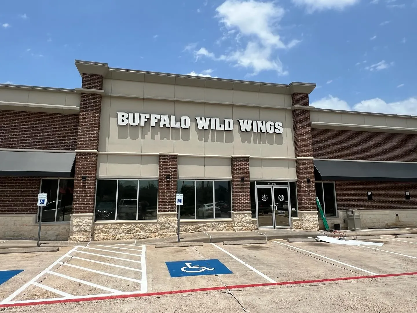 Buffalo Wild Wings window tint job